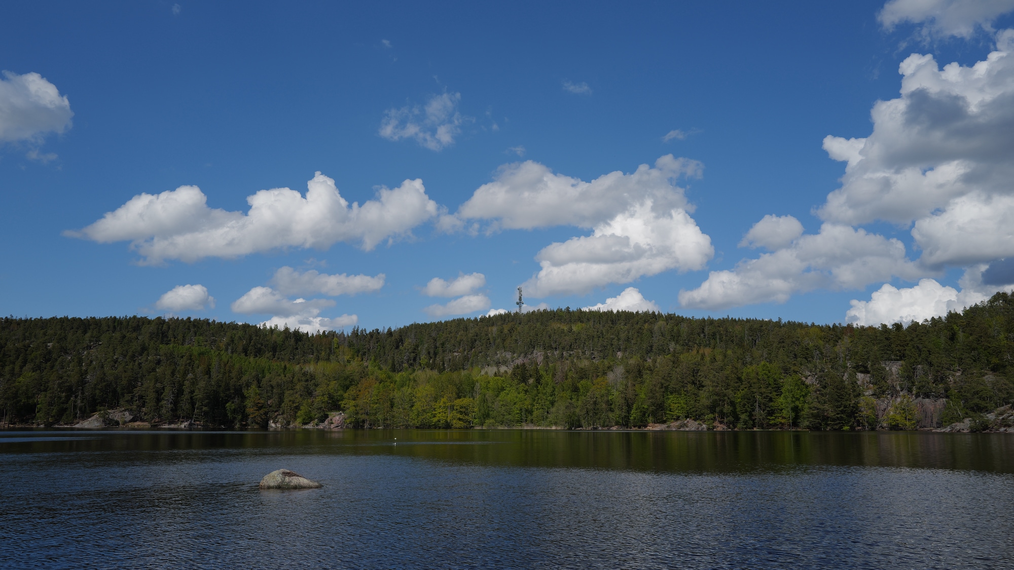 A photo taken at Ågelsjön in Norrköping.