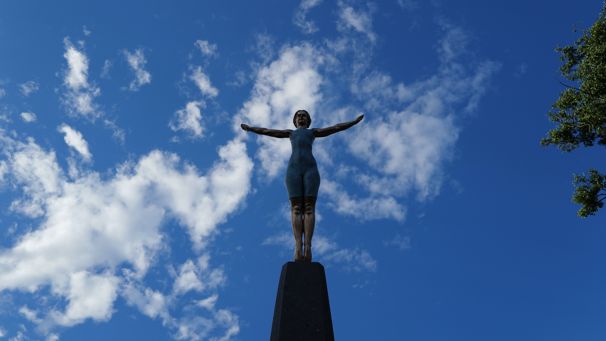 A photo taken of Greta Johansson (Statue) in Djurgården in Stockholm.